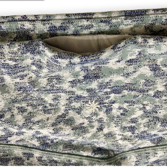 Athleta high rise 7/8 leggings womens medium Elation in Meadow Snowfall Blue - Picture 6 of 7